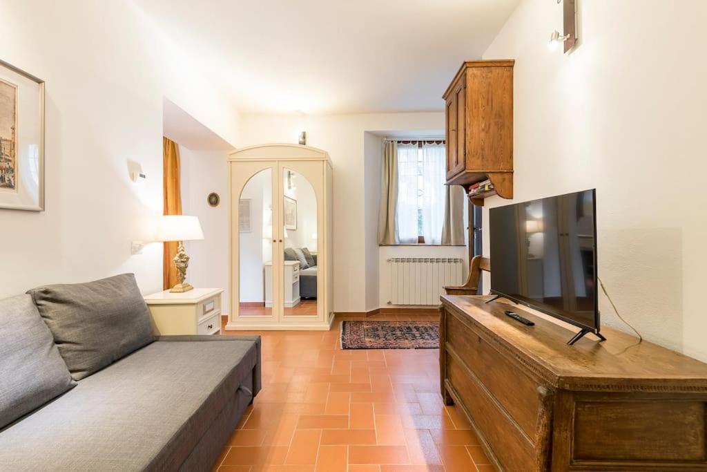 Dalu Florence Apartment Davide - Private Car Park 15 Minutes To The City Center Εξωτερικό φωτογραφία